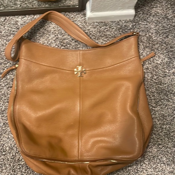 Tory Burch purse - Picture 1 of 3